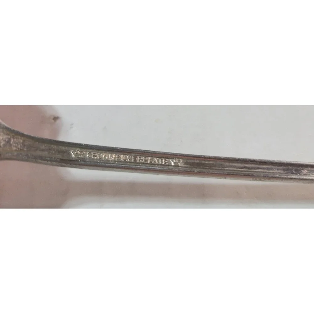 Crown Silverplate Cocktail Fork Vintage Seafood Oyster Shell Floral Handle 7.5in